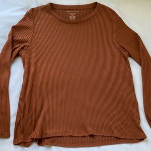 Thin ribbed sweater